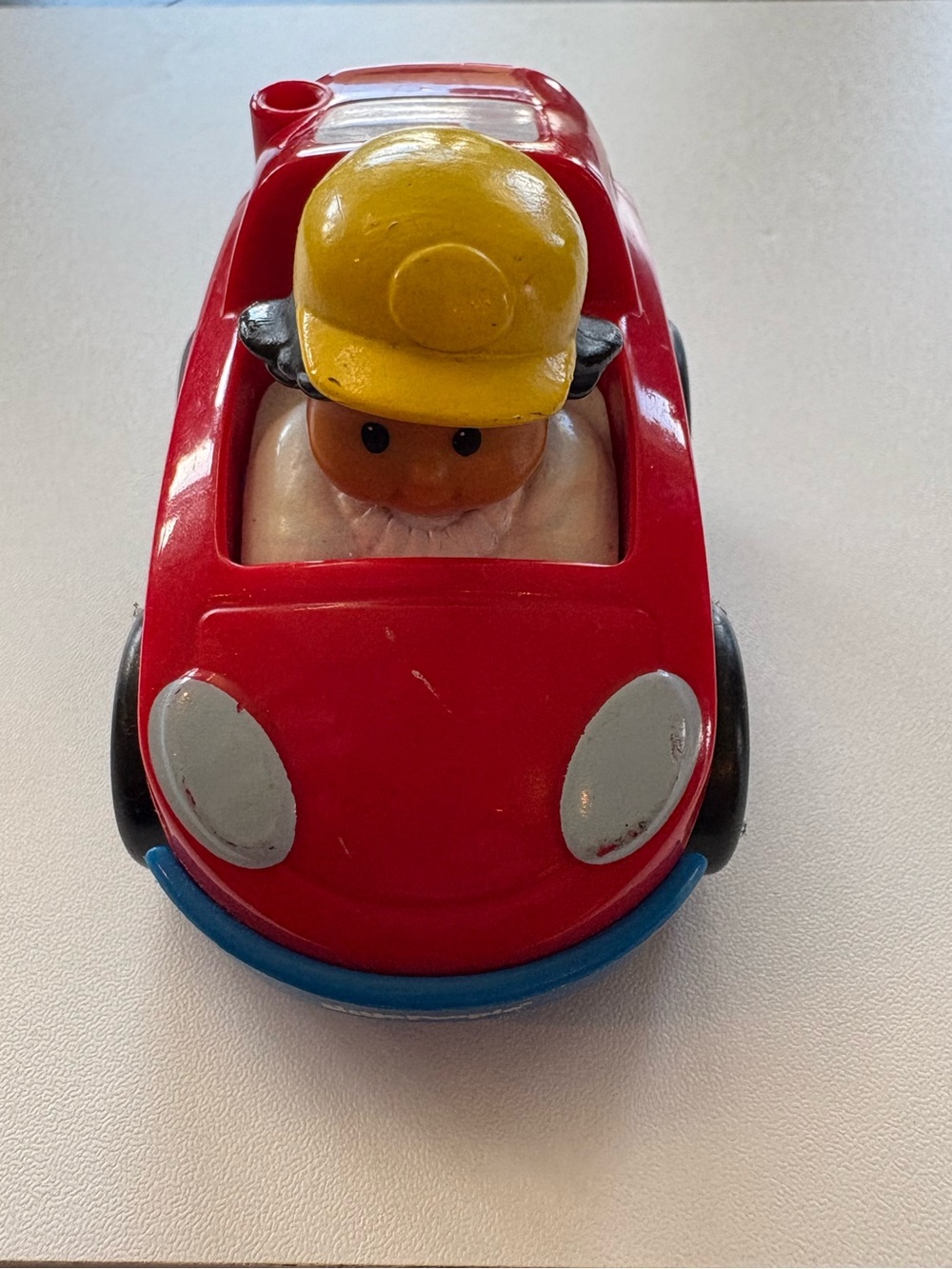 ⭐️ Fisher Price Little People Red SUV Wheelie